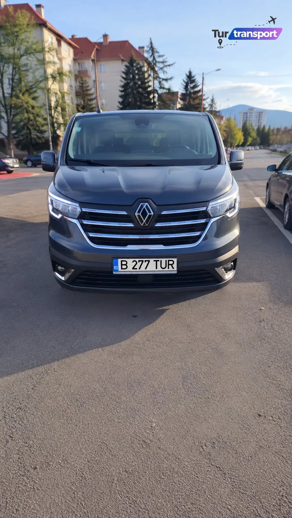 Renault Trafic gri